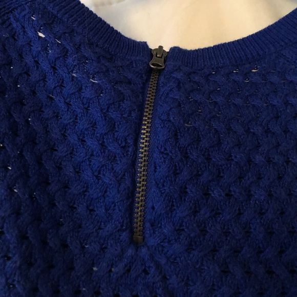 Deep blue sweater - Picture 4 of 4